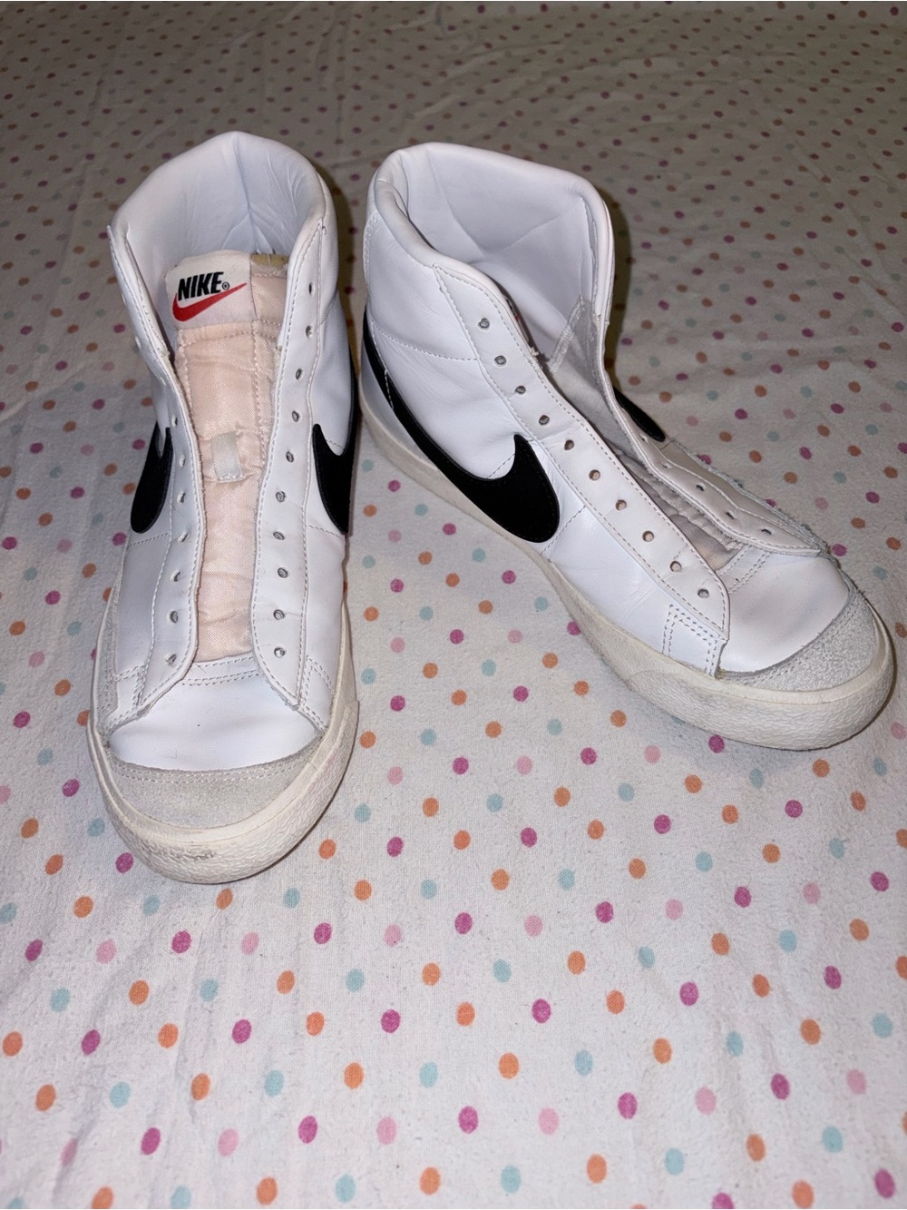 Nike Blazer Mid 77 Vintage White Black High Top Sneakers Women's 8.5 CZ1055-100
